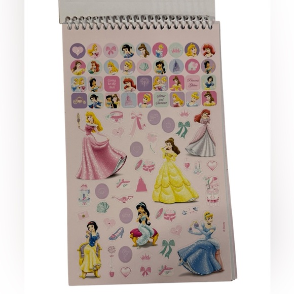 Disney Princess Stickerbook & Activity Pad with Princess Canvas Bag & 8 Markers - Picture 8 of 13